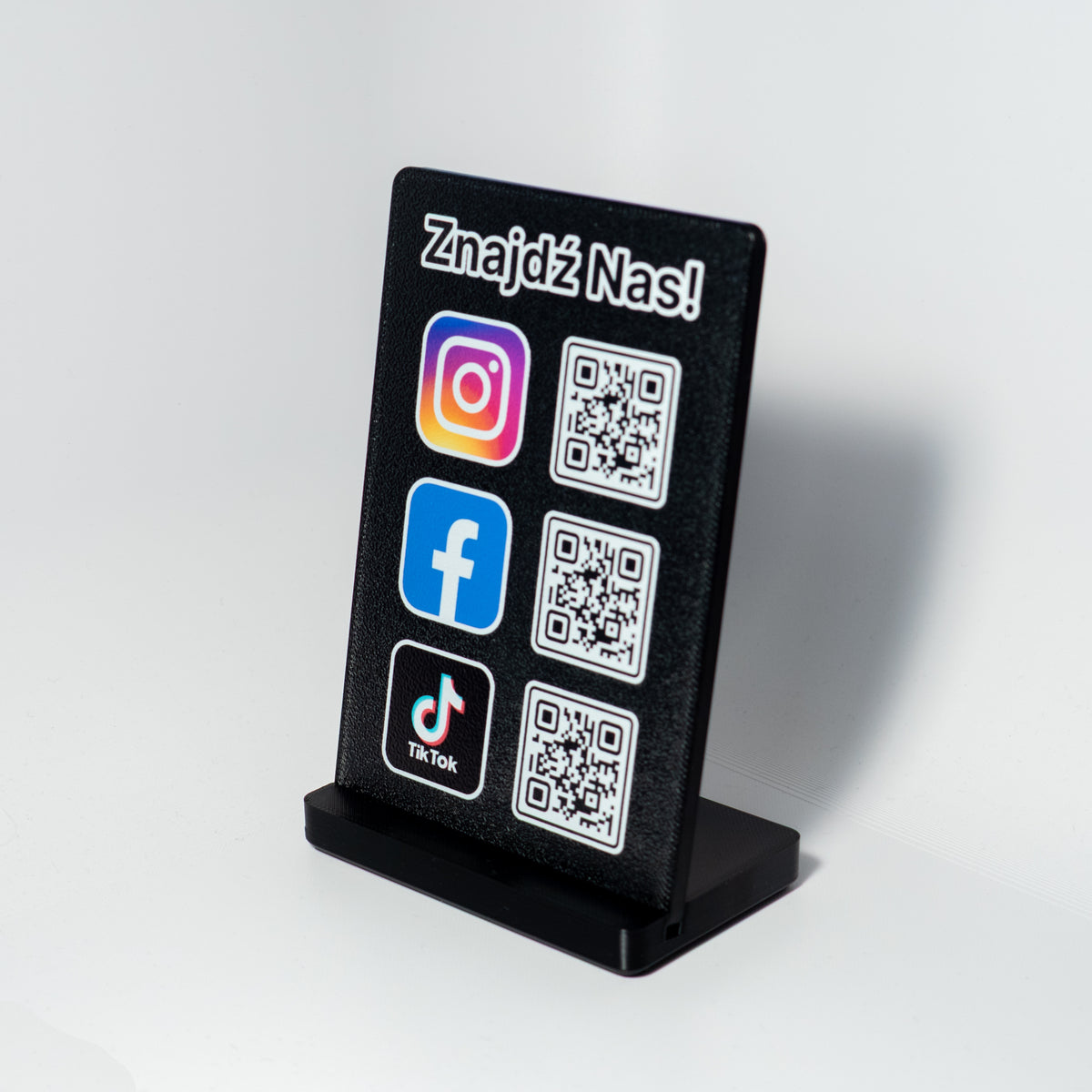 Social Stand QR